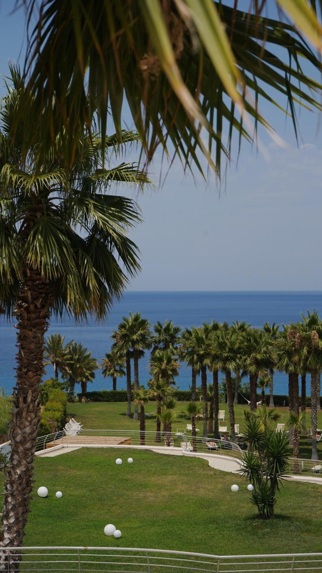 פרגליה Infinity Resort Tropea מראה חיצוני תמונה